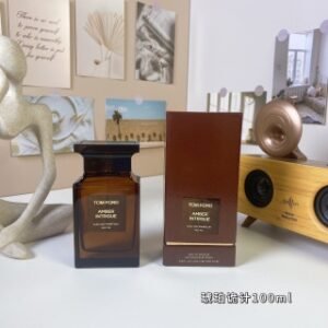 💹50✍️专柜版本
汤姆·福特琥珀诡计100ml
Tom Ford Amber Intrigue, 2024
品牌：汤姆·福特
属性：中性香
香调：辛辣东方调
前调：大枣肉桂乳香
中调：香根草檀香木
后调：琥珀劳丹脂