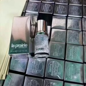 💹45✍️专柜版本
莱伯妮白鱼子精华中样20ml!