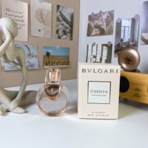 💹65✍️专柜版本
宝格丽(晶莹)白晶香精100ml
Bvlgari Omnia Crystalline Eau de Parfum, 2024
品牌:宝格丽
调香师:Alberto Morill..
属性:女香
香调:木质花香调
前调:纳什梨橘子
中调:茶叶莲花茉莉
后调:麝香檀香木