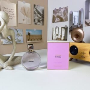 💹45✍️专柜版本
香奈儿铁盖粉邂逅浓香50ml
Chanel Chance Eau Tendre Eau de Parfum,2019

品牌：香奈儿
调香师：Olivier Polge
属性：女香
香调：果香花香调
前调：木梨葡萄柚
中调：玫瑰茱莉
后调：麝香