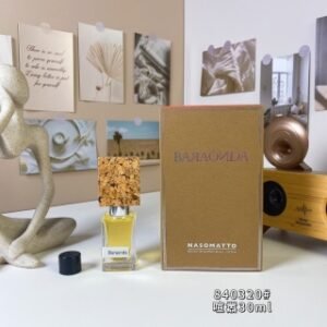 💹50✍️专柜版本
纳斯马图840320喧嚣/巴兰达30ml
Nasomatto Baraonda, 2016
品牌：纳斯马图
调香师：Alessandro G.
属性：中性香
香调：木质东方调
威士忌木质香黄葵玫瑰降龙涎香醚
气味：麝香