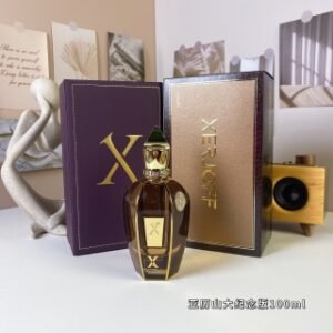 💹80✍️专柜版本
希爵夫亚历山大二世周年纪念版100ml
Xerjoff Alexandria ll Anniversary, 2024
品牌:希爵夫
属性:中性香
香调:东方调
前调:玫瑰孜然薰衣草小豆蔻
中调:苦艾快乐鼠尾草鸢尾根薄荷莎草麝猫香
沉香(乌木)琥珀
后调:檀香木麝香香草
