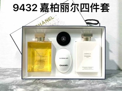 💹110✍️专柜版本
9433香奈儿嘉伯丽尔沐浴香氛四件套!