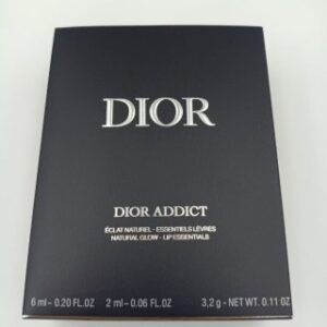 💹55✍️专柜贵版，打码4M02H
DIOR迪奥唇部护理三件套 
3.2g变色润唇膏001
6ml丰唇蜜001
2ml丰唇蜜038
正品质量 对版对香
无瑕疵做工
打12 小件48 大件96
​最新日期 4M02H