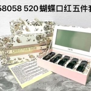 💹60✍️专柜版本
608058迪奥最新520新蝴蝶蓝金口红小样五件套！内含：1.5g*5。
