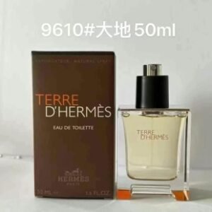 💹60✍️明通版本
爱马仕 大地50ml  9610#