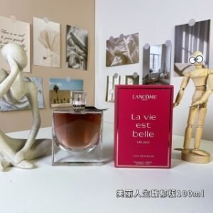 💹50✍️专柜版本
兰蔻美丽人生馥郁版100ml
Lancome La Vie est Belle L'Elixir, 2024
品牌：兰蔻
调香师：Christophe Rayn.Antoine Maisondi...
属性：女香
香调：花果香美食调
前调：烈酒树莓香柠檬
中调：玫瑰紫罗兰叶
后调：可可脂皮革雪松