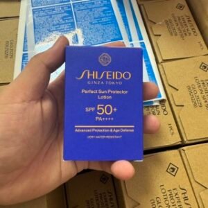 💹30✍️明通版本,本土版
报货备注本土版蓝胖子防晒 没有备注就随机配
最新版本本土版蓝胖子50毫升 件144支 配中文标 对版对味 现货