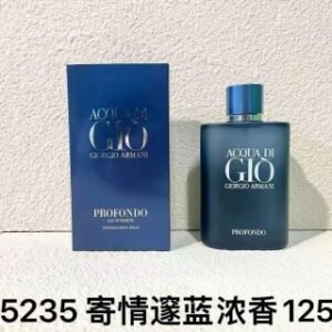 💹52✍️专柜版本
865235阿玛尼寄情邃蓝男士浓香125ml
953696阿玛尼寄情邃蓝男士香精版125ml