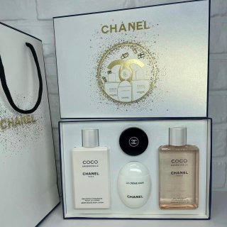 💹100✍️专柜版本
香奈儿coco全身香氛四件套升级版 身体乳200ml 沐浴露200ml 白色鹅蛋护手霜轻盈型50ml 山茶花润唇膏10g 配礼袋+中文标 件24