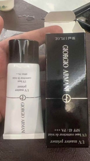 💹40✍️明通版本
阿玛尼小白娇防晒霜明通版30ml!