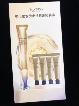 💹105✍️明通版本
资生堂悦薇小针管眼霜4+1/一拖四套装!内含:20ml+5ml*4。