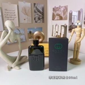 💹50✍️专柜版本
古驰罪爱精粹男士/罪爱惹火男士90ml
Gucci Guilty Black Pour Homme, 2013
品牌：古驰
属性：男香
香调：馥奇调
前调：薰衣草芫荽
中调：绿叶橙花橙花油
后调：雪松广藿香