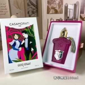 💹65✍️专柜版本
卡萨莫拉蒂奢华舞宴100ml
Casamorati Dal1888 Gran Ballo, 2013
品牌:卡萨莫拉蒂
属性:女香
香调:花果香美食调
前调:森林水果柑橘
中调:忍冬栀子花茉莉
后调:琥珀焦糖香草檀香木