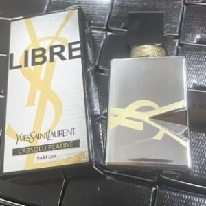 💹15✍️专柜版本,Q版
圣罗兰 铂金之境Q版7.5ml
