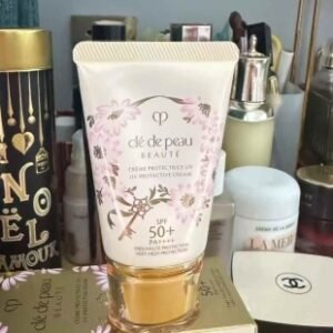 💹33✍️专柜版本
CPB樱花防晒霜50ml!