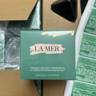 💹70✍️明通版本
海蓝之谜修护膏50ml,打12粒 件48粒 配中文标 现货