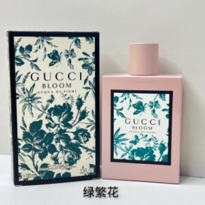 💹40✍️专柜版本,粉/绿/夜来香
💹45✍️专柜版本,黑/红/黄/黑金/白/粉瓶磨砂
古驰繁花系列香水!味道:绿繁花50ml-100ml,粉繁花50ml-100ml,夜来香100ml,粉繁花磨砂瓶100ml,黑繁花100ml,红繁花100ml,黄繁花100ml,馥郁版黑金繁花100ml,白繁花100ml。