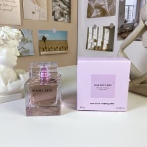 💹55✍️专柜版本
纳西素璀璨90ml
Narciso Rodriguez Narciso Radiante, 2025
品牌：纳西索·罗德里格斯
属性：女香
香调：木质花香调
前调：铃兰醛
中调：橙花康乃馨棉花
后调：麝香雪松香根草