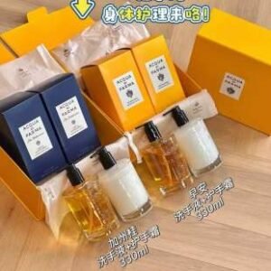 💹115✍️专柜版本
帕尔马身体护理两件套,2个味道:加州桂,早安