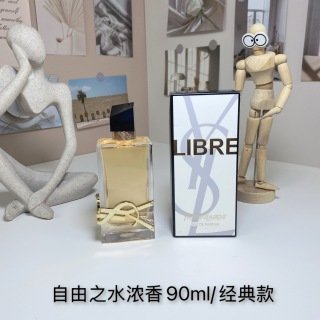 💹40✍️专柜版本,浓香50ml/90ml
💹45✍️专柜版本,淡香90ml-浓情50ml/90ml-精醇50ml/90ml-肌肤之水50ml/90ml
💹50✍️专柜版本,鎏金版90ml
💹55✍️专柜版本,铂金之境90ml
圣罗兰 自由之水 系列
圣罗兰 自由之水浓香/经典款50ml-90ml
圣罗兰 自由之水淡香/清新版 90ml
圣罗兰 自由之水浓情版/馥郁版50ml-90ml
圣罗兰 自由之水精醇版50ml-90ml
圣罗兰 自由之水 鎏金版90ml
圣罗兰 铂金之境90ml
圣罗兰 肌肤之水/纵情盛夏50ml-90ml