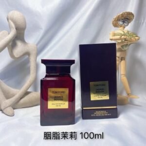 💹50✍️专柜版本
TF 茉莉胭脂香水100ML胭脂茉莉 Jasmin Rouge
香調：東方花香調
前調：生姜 小豆蔻 肉桂 香檸檬 橘子 胡椒
中調：茉莉 橙花油 依蘭 金雀花 快樂鼠尾草
後調：勞丹脂 琥珀 香草 皮革 木質香
屬性：女香