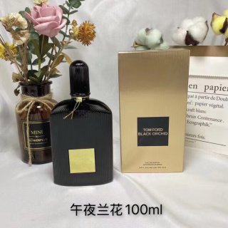 💹45✍️专柜版本
TF汤姆福特午夜兰花 100ml香调:东方花香调 前调:茉莉 栀子花 依兰 香柠檬 柠檬 橘子 黑加仑 植物块茎 中调:辛香料 果香 莲花 兰花 栀子花 茉莉 依兰 后调:香根草 檀香木 广藿香 琥珀 焚香 香草 黑巧克力 麝香 属性:女香 标签:温暖辛辣 甜 泥土 树脂 可可豆