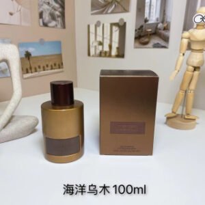 💹50✍️专柜版本
TF海洋乌木香水100ml
