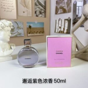 💹50✍️专柜版本，50ml
香奈儿浓香紫邂逅梦幻50ml
Chanel Chance Eau Splendide, 2025
品牌：香奈儿
调香师：Olivier Polge
属性：女香
香调：果香花香调
前调：树莓玫瑰紫罗兰
中调：天竺葵玫瑰薄荷
后调：鸢尾花雪松麝香