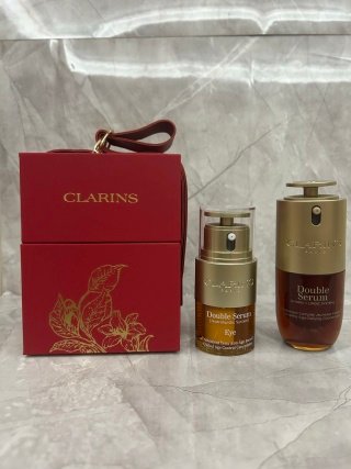 💹110✍️明通版本
新版娇韵诗眼精华礼盒两件套.包含:双萃眼霜20ml+新款双萃精华30ml+礼盒.对版对味.产品都是质量好的.可冲正.送礼必备.分钱分货.独家货源.到货不多.