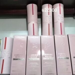 💹35✍️专柜版本
兰蔻荔枝纹口红3.4g!色号:03#,06#,09#,12#,196#。