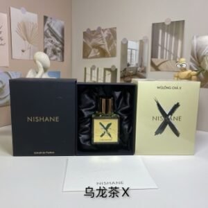 💹60✍️专柜版本
妮姗乌龙茶X 限量版香精100ml
Nishane Wulong Cha X, 2023
品牌：妮姗
属性：中性香
前调：香柠檬橘子日本柚子山苍树
中调：木兰茶叶百里香
后调：无花果麝香