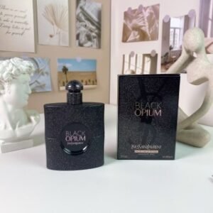 💹45✍️专柜版本
圣罗兰黑鸦片精醇版90ml
圣罗兰黑鸦片香精版90ml