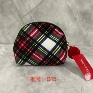 💹33✍️明通版本
雅诗兰黛抗蓝光眼霜小样两件套包包款.包含：抗蓝光眼霜小样5ml×2+零钱包×1.对版对味.市场独家货源.可冲正.可配中文标.需要下单备注.认准批号：D15.