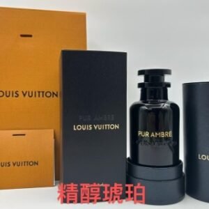 💹115✍️专柜版本
LV100ml!味道:精醇琥珀,精醇檀香。