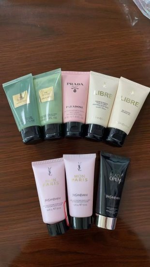 💹20✍️专柜版本
预售 9.1.到货
普拉达我本莫测身体乳小样50ml
阿玛尼玉龙茶身体乳小样50ml
阿玛尼玉龙茶沐浴露小样50ml
圣罗兰自由之香身体乳小样50ml
圣罗兰自由之香沐浴露小样50ml
圣罗兰黑色鸦片身体乳小样50ml
圣罗兰反转巴黎身体乳小样50ml
配中文标 打48 件192