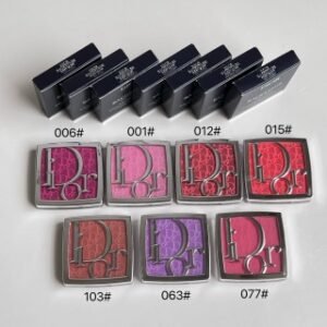 💹30✍️专柜版本
迪奥单色腮红25版4.5g 001# 006# 012# 015# 103# 063# 077# 配中文标 打12 件288