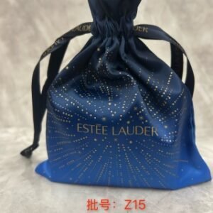 💹42✍️明通版本
雅诗兰黛小棕瓶精华小样三件套烟花版.包含:小棕瓶精华15ml×3+抽绳袋×1.膏体对版对味.瓶口带数字.市场独家货源.可冲正.可配中文标.需要下单备注.认准批号:Z15.