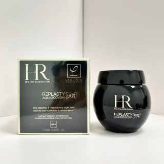 💹40✍️专柜版本/新版50px
✍全新HR赫莲娜黑绷带50PX面霜100ml🔜实拍📸现货❗️可配中文标✔️赫莲娜黑绷带50PX面霜100ml,一瓶面霜能攻克22种老化痕迹?赫莲娜用50%顶浓玻色因刷新抗老上限💫
黑科技直接拉满!专利超微绷带技术让玻色因渗透力飙升6倍✨修护抗氧唤醒三合一!熬夜后敷上它,隔天皮肤增强弹性到像做了热玛吉💆♀️绷带质地超轻盈,抹开秒渗透不黏腻,夏天用也完全没负担~