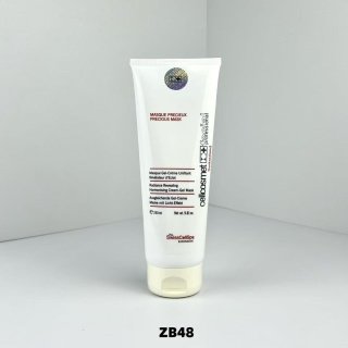 💹32✍️专柜版本
💥瑞妍红地毯面膜院装250ml🔜ZB48编码!瑞妍红地毯面膜院装250ml。被美容院疯狂安利的瑞士贵妇牌。号称"红毯急救神器"的女明星同款。看到章小蕙推荐果断入手!
【💎核心成分解密】
• 瑞士阿尔卑斯雪绒花:抗氧扛把子
• 天然红宝石微粒:物理去角质超温和
• 独家细胞活化复合物:28天细胞代谢周期管理
【🌸真实使用感受】
质地:慕斯奶油感,淡粉色带微闪颗粒
气味:高级SPA香,无酒精刺激
上脸:冰凉感超适合夏季,10分钟速干
效果:洗完脸像开了柔光灯!毛孔排列超整齐