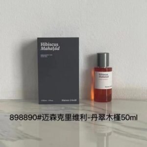 💹60✍️专柜版本
迈森克里维利50ml：丹翠木槿，琥珀色皮肤，雷霆广藿，繁星晚玉，日焰乌木，卡登萨沉香，雄马沉香！