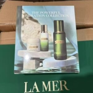 💹220✍️明通版本
海蓝之谜卓效保湿三件套(精粹水150ml；精粹乳50ml;面霜60ml;)，件12套，现货供应[微笑]