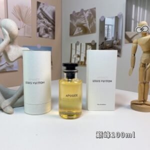 💹130✍️专柜版本
LV巅峰 100ml