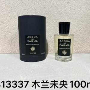 💹55✍️专柜版本
帕尔马100ml
木兰未央#813337
光之玫瑰#819209