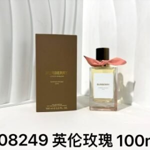 💹65✍️专柜版本
巴宝莉
100英伦玫瑰#408249
100庄园茶会#632771