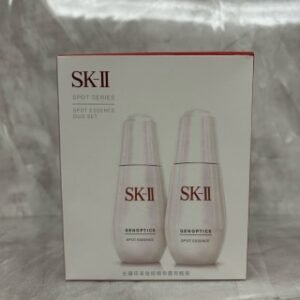 💹140✍️明通版本
SK-II 淡斑小银瓶50ml,顶级版本,细节全对版,28年新日期,可配中文标,需要下单备注!