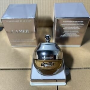 💹135✍️明通版本
最新版 海蓝之谜鎏金眼霜15ml
件96粒，现货供应
