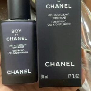 💹45✍️ 专柜版本
香奈儿蔚蓝男士面霜50ml 配中文标 打12 件96