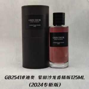 💹60✍️专柜版本，125ml
2541# 蒙田沙龙香精版125ml
8157# 暗木幽香香精版125ml
8140# 幸运风铃香精版125ml
7365# 特拉法加125ml