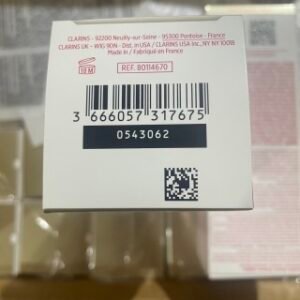 💹60✍️明通版本，清爽型
娇韵诗双萃精华九代明通版75ml 轻盈型 正品支支不漏液 膏体可乳化 瓶身烫金光滑明显清晰 外盒紫光灯下带暗码 细节全对版 味道对香 市面最高版本 非流通普货 正品质量直供 支持对比 配中文标+官网防伪+封口贴 打20 件60